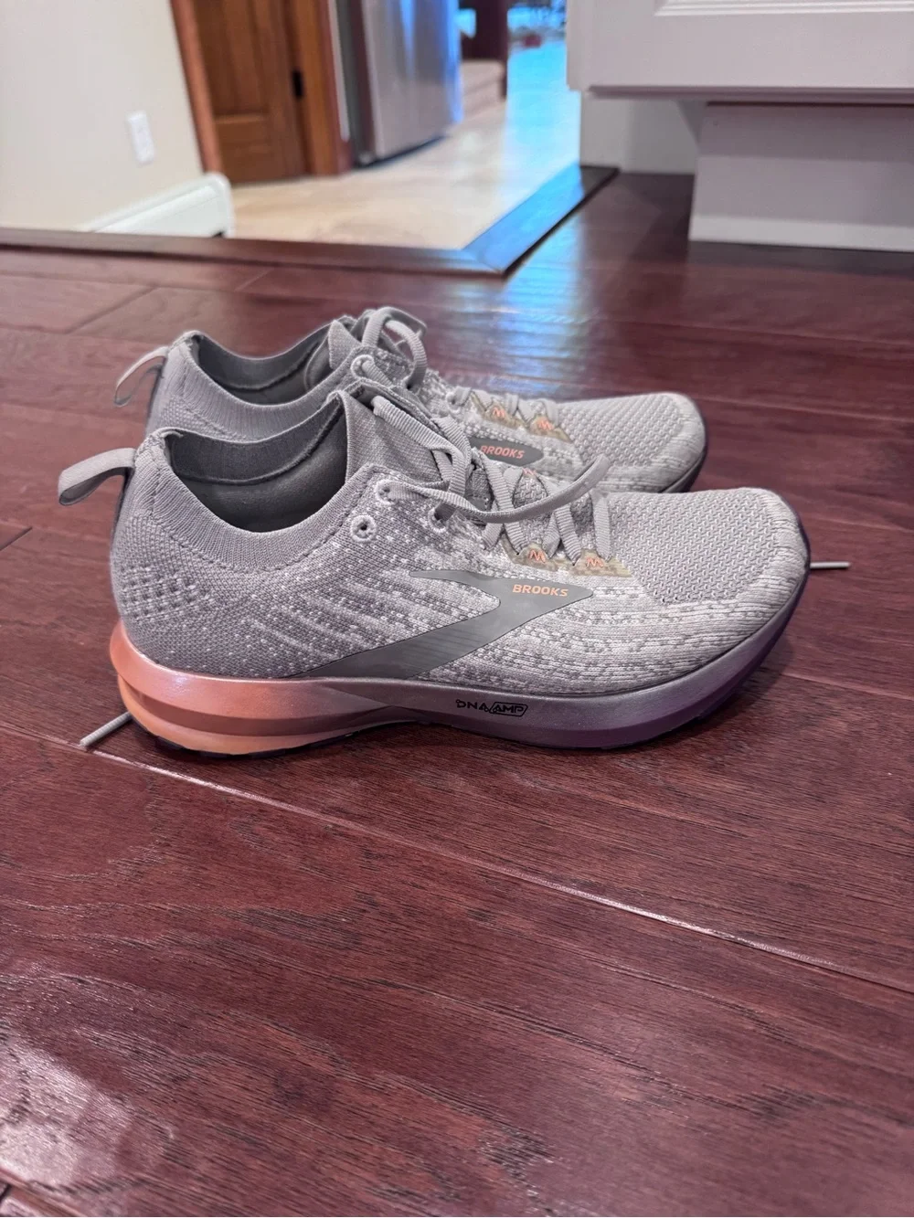 Brooks Women's Gray and Purple Athletic Shoes